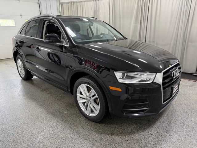 Used 2016 Audi Q3 2.0T Premium Plus w/ Technology Package AWD/4WD image 3