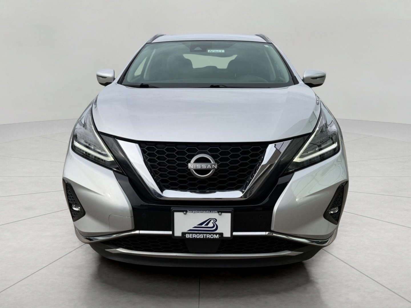 Used 2023 Nissan Murano SV AWD/4WD image 4