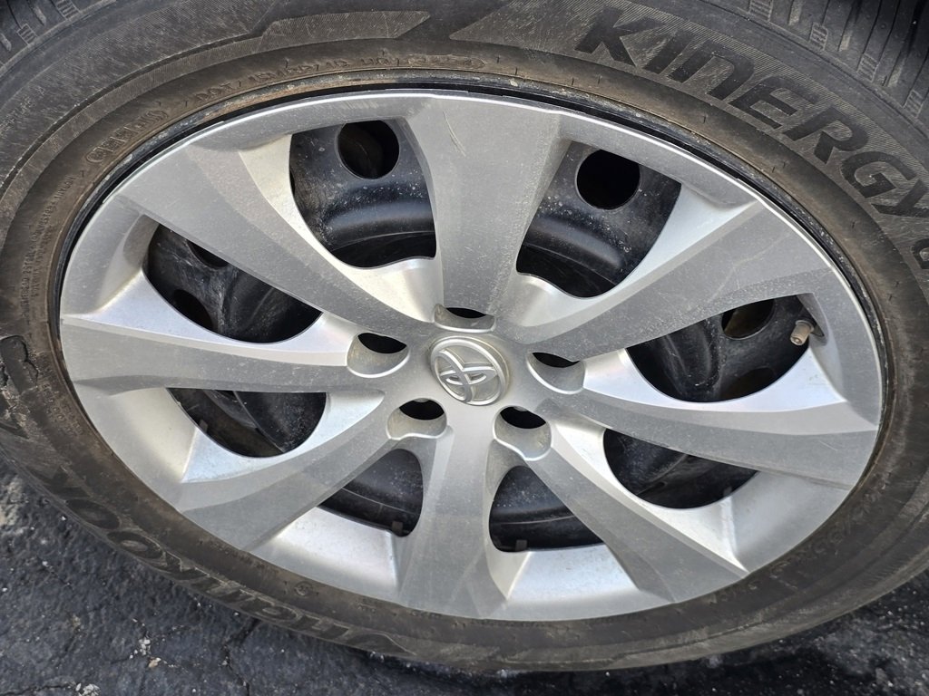 Certified 2025 Toyota Corolla LE image 14