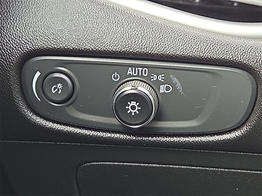 Used 2023 Chevrolet Malibu LT image 20