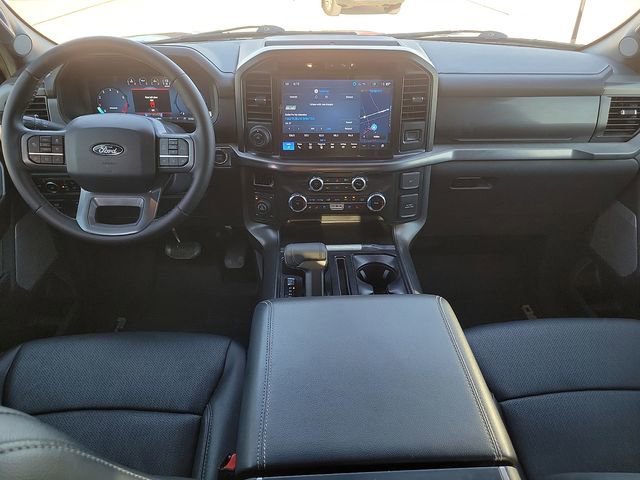 Used 2025 Ford F150 Lariat w/ Equipment Group 501A Mid image 9