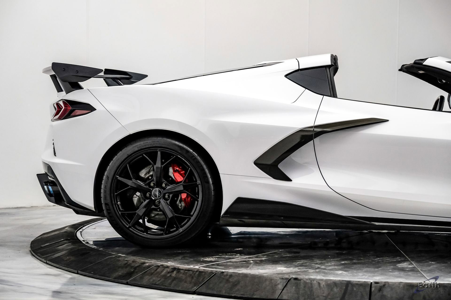 Used 2020 Chevrolet Corvette Stingray Premium Cpe w/ 3LT Preferred Equipment Group image 28