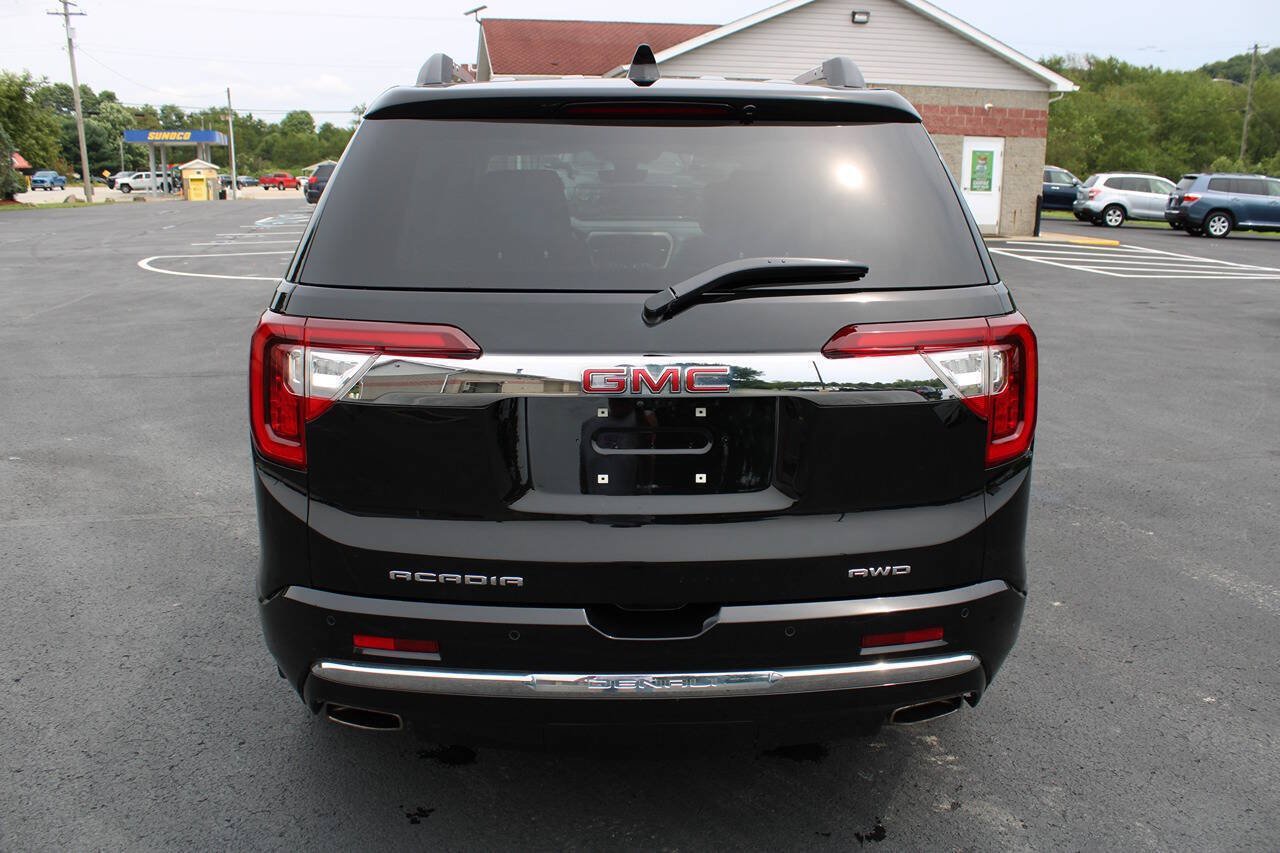 Used 2023 GMC Acadia Denali w/ Denali Ultimate Package AWD/4WD image 4