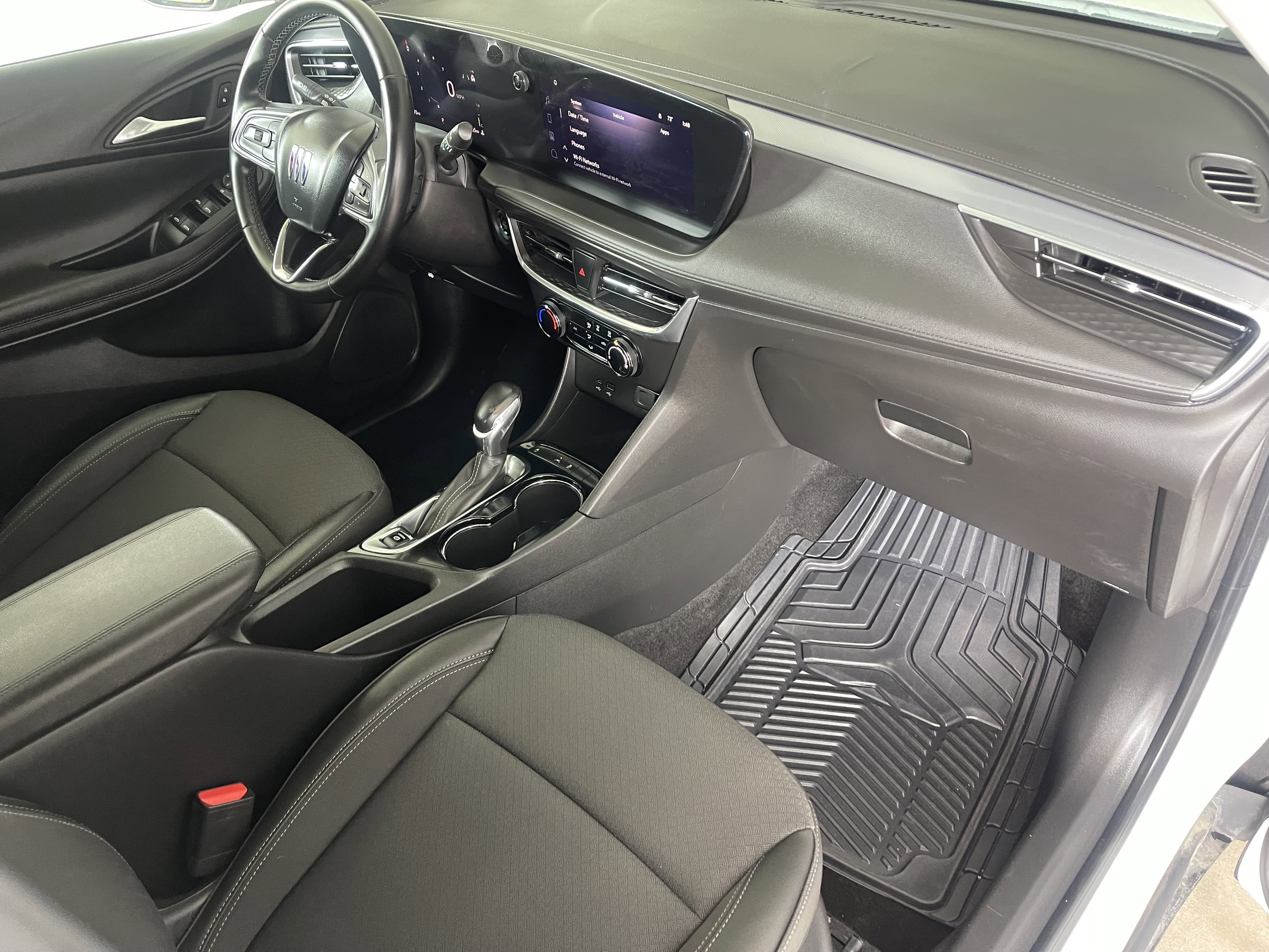 Used 2024 Buick Encore GX Preferred FWD image 17