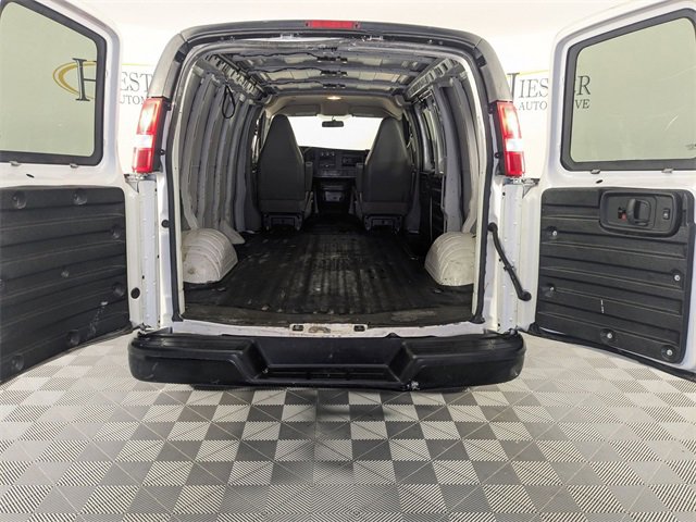 Used 2022 Chevrolet Express 2500 w/ Driver Convenience Package image 22