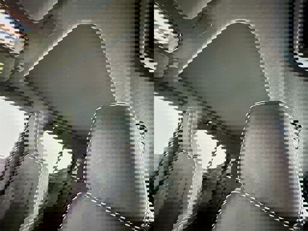 Certified 2024 Volvo XC40 Recharge Plus w/ Protection Package Premier image 22