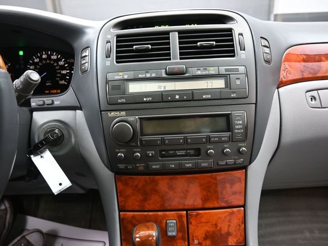 Used 2005 Lexus LS 430 image 10