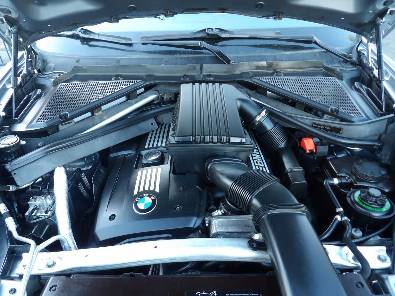 Used 2007 BMW X5 3.0si image 13