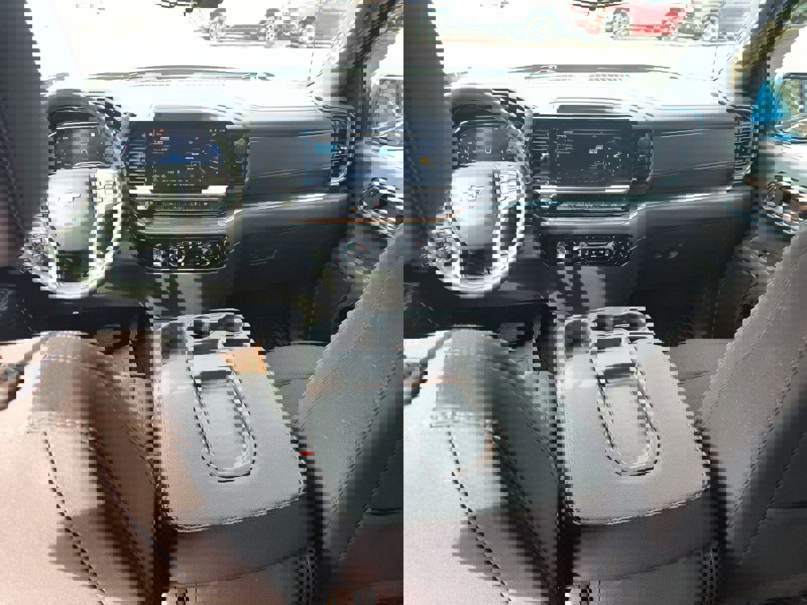 Used 2023 Chevrolet Silverado 1500 LT image 18