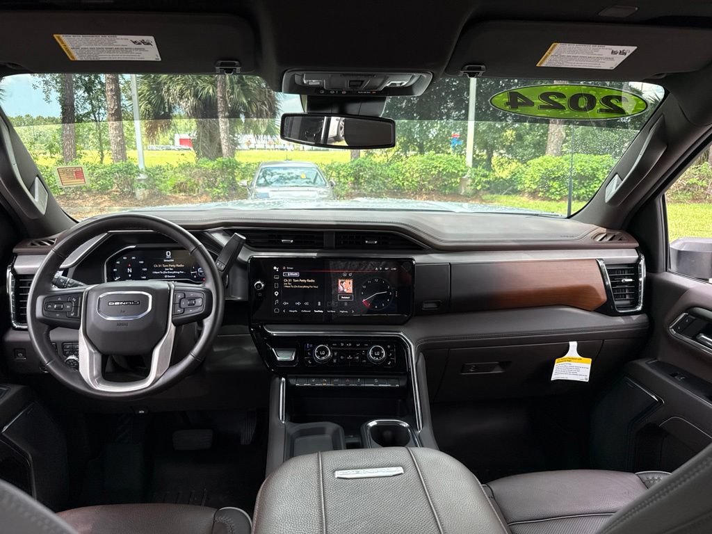 Used 2024 GMC Sierra 2500 Denali AWD/4WD image 65