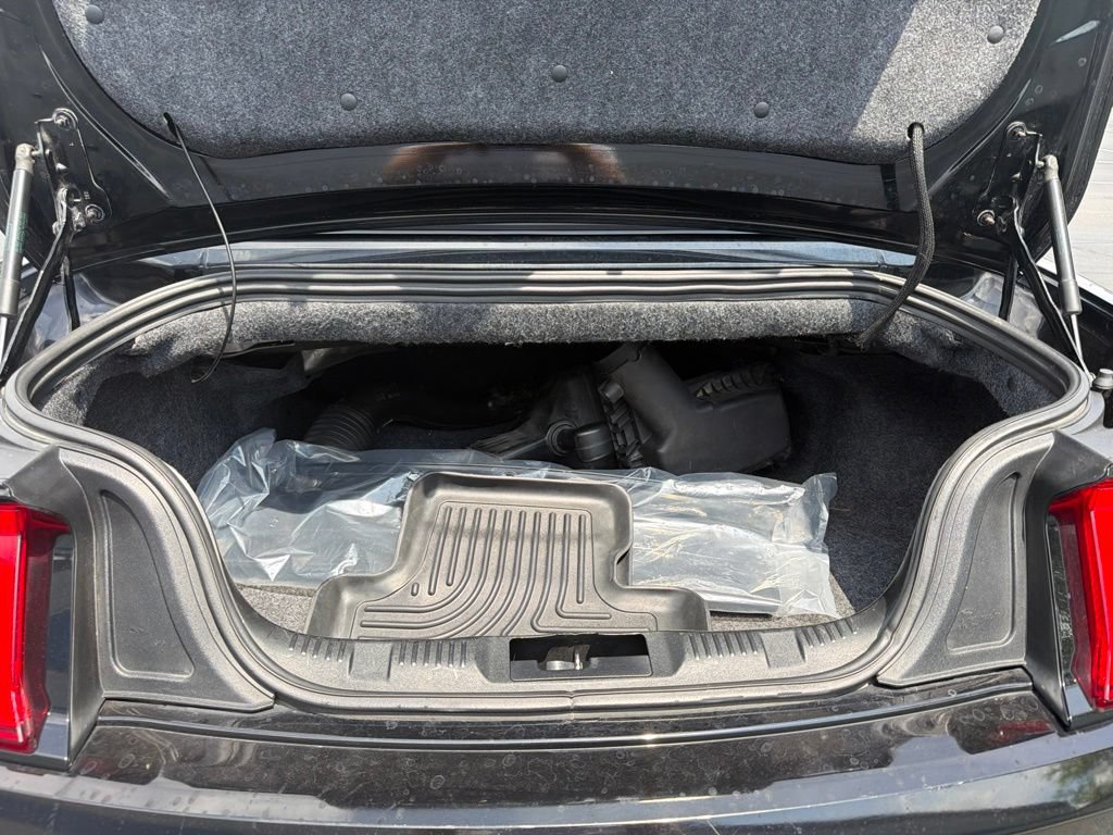 Used 2020 Ford Mustang Premium RWD image 17