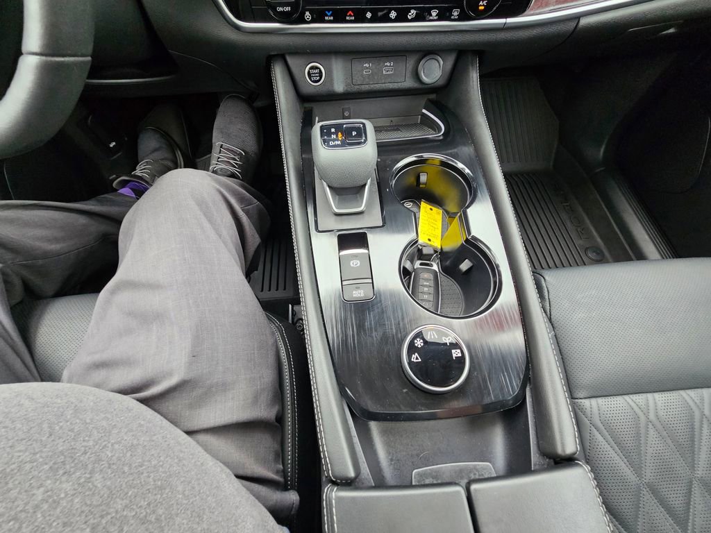 Used 2023 Nissan Rogue Platinum w/ Platinum Premium Package image 31