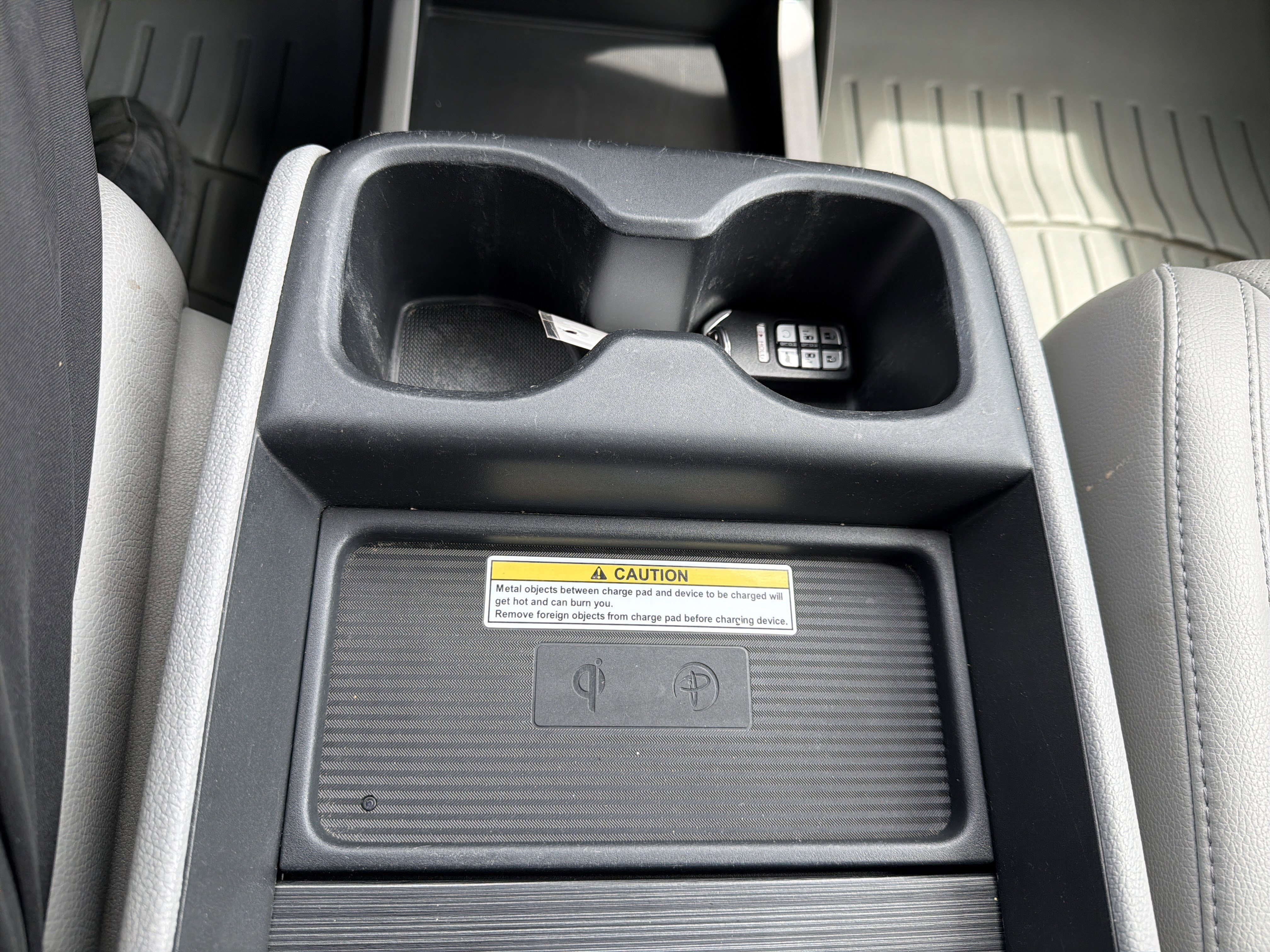 Used 2020 Honda Odyssey Elite image 57