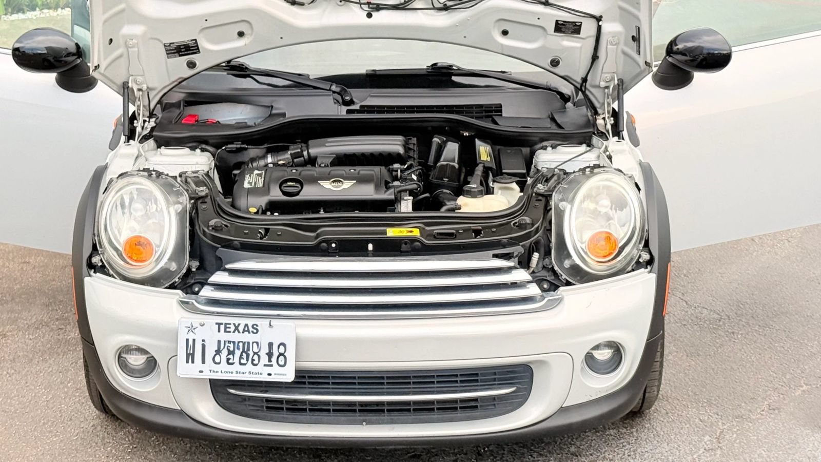 Used 2011 MINI Cooper Clubman FWD image 13