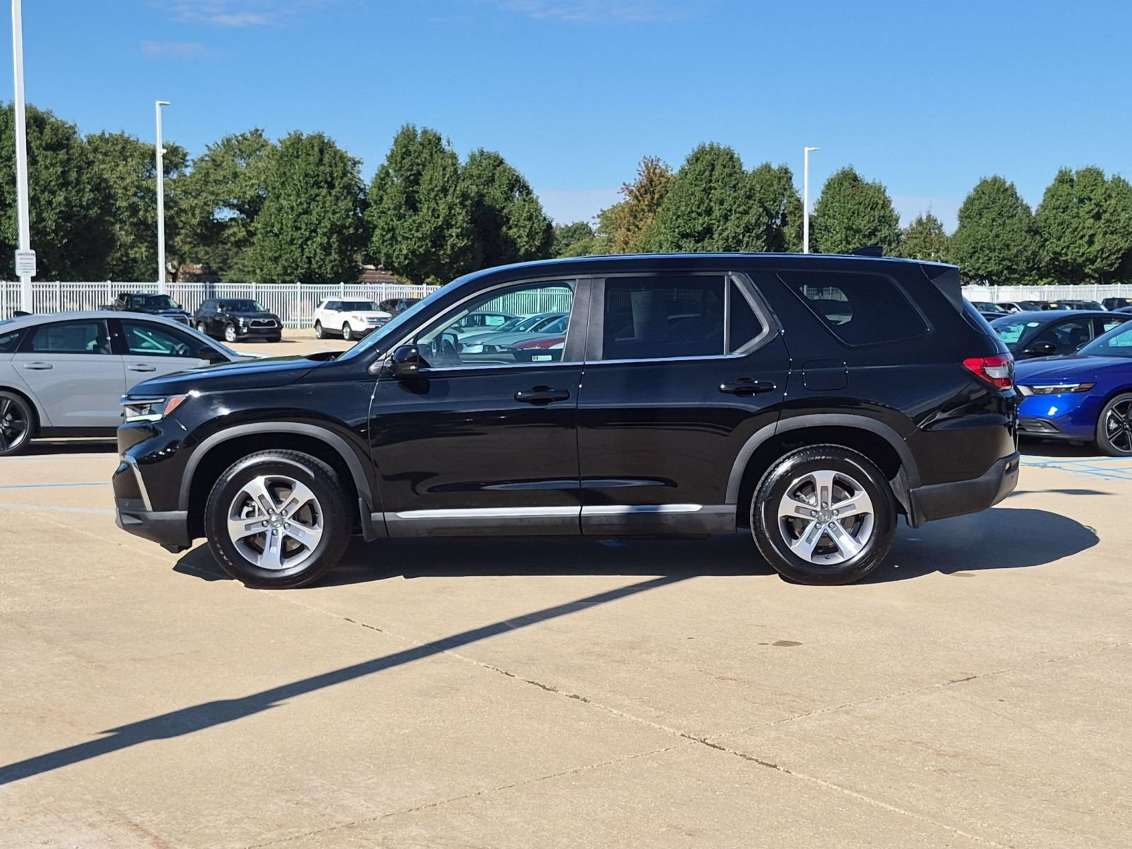 Certified 2025 Honda Pilot EX-L image 9