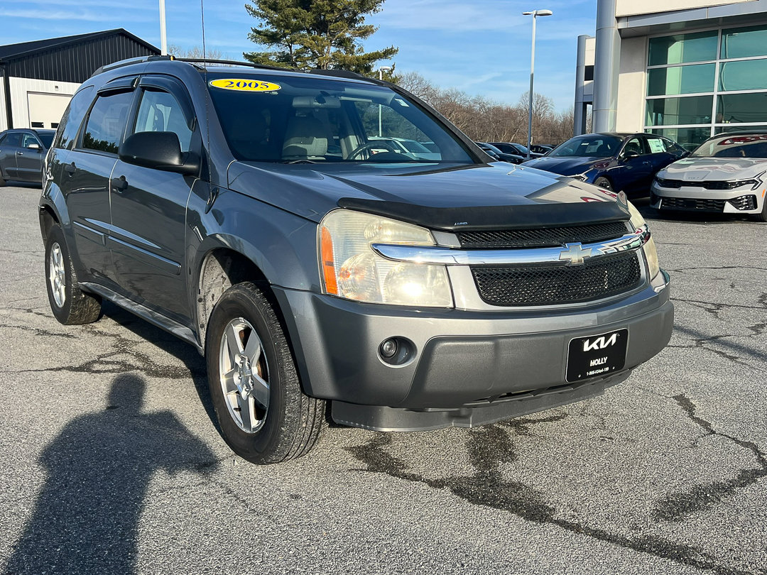 Used 2005 Chevrolet Equinox LS w/ Preferred Equipment Group image 9