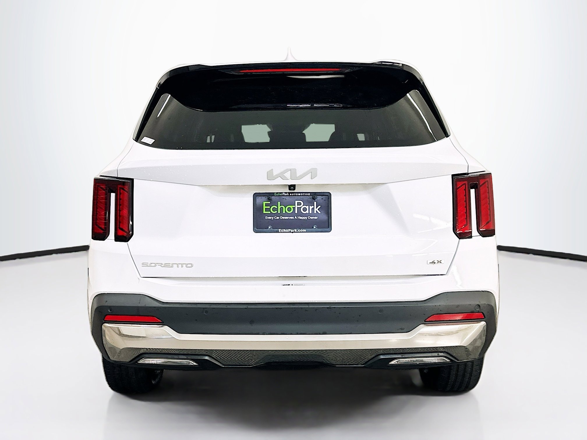 Used 2024 Kia Sorento S image 7