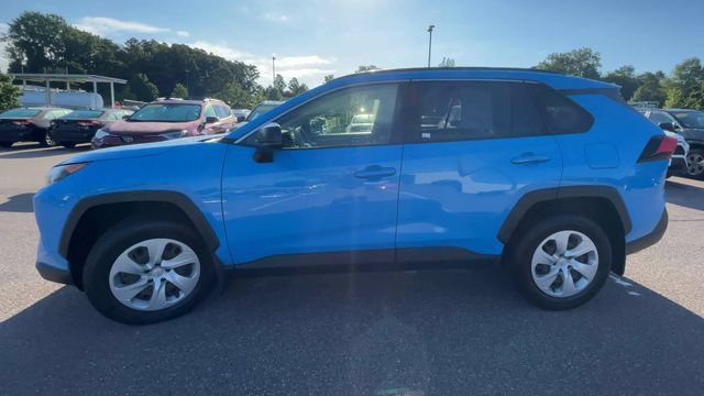 Used 2019 Toyota RAV4 LE w/ Carpet Mat Package AWD/4WD image 5