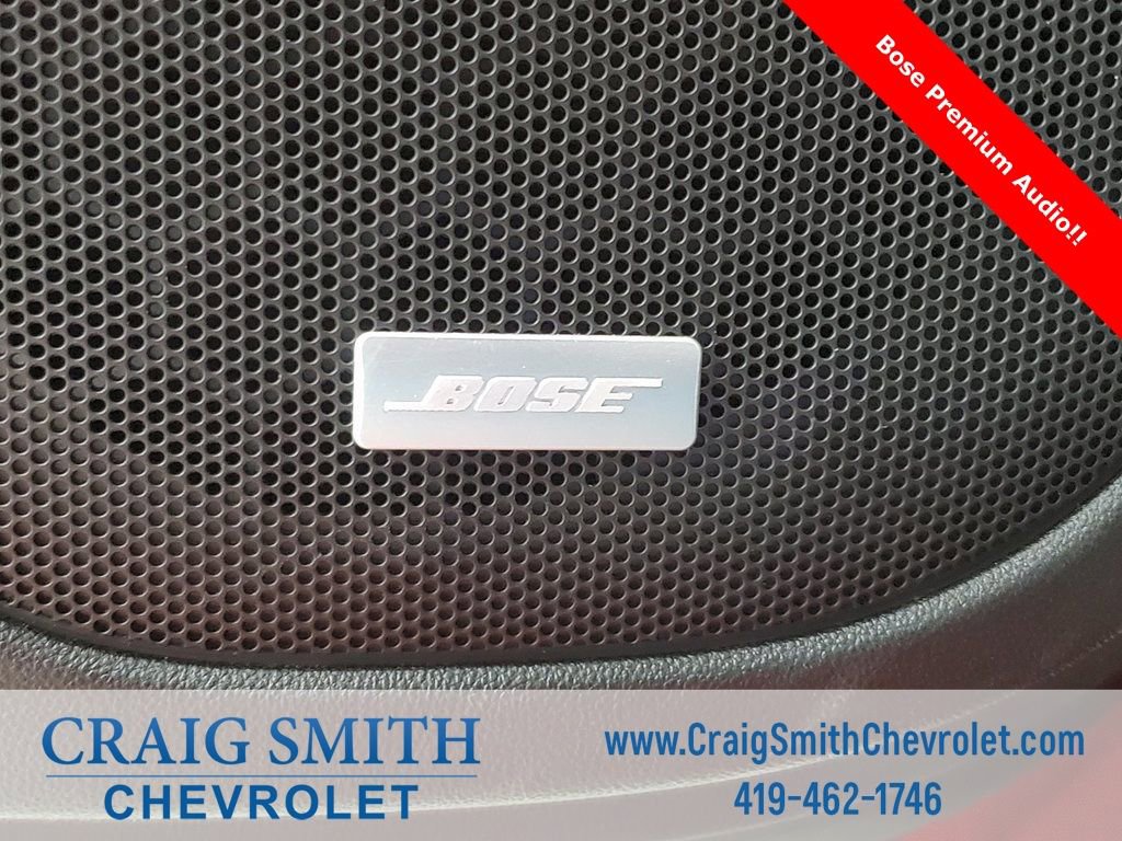 Used 2022 GMC Acadia SLT w/ Elevation Edition image 5