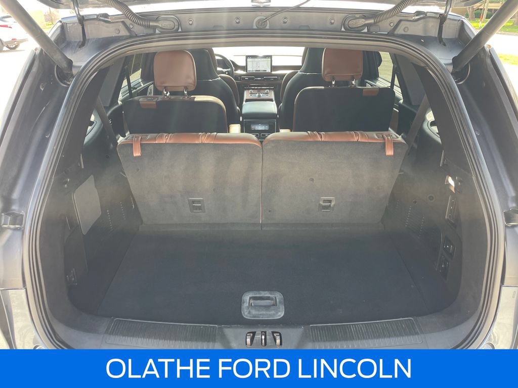 Certified 2022 Lincoln Aviator Reserve w/ Equipment Group 201A AWD/4WD image 29