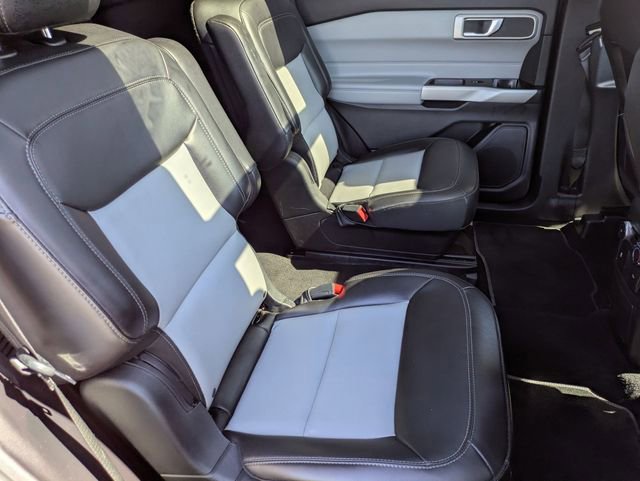 Used 2022 Ford Explorer XLT w/ Equipment Group 202A image 40