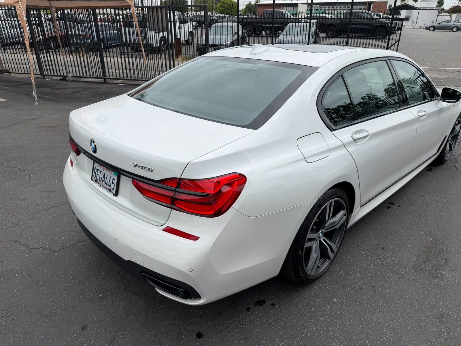Used 2018 BMW 740i RWD image 25