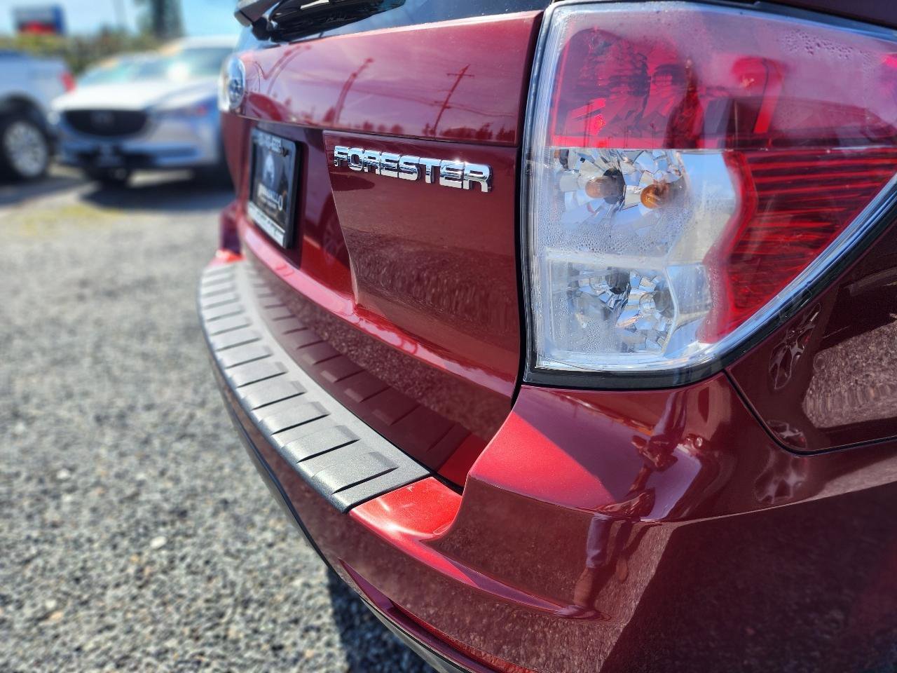 Used 2009 Subaru Forester 2.5X Limited AWD/4WD image 31
