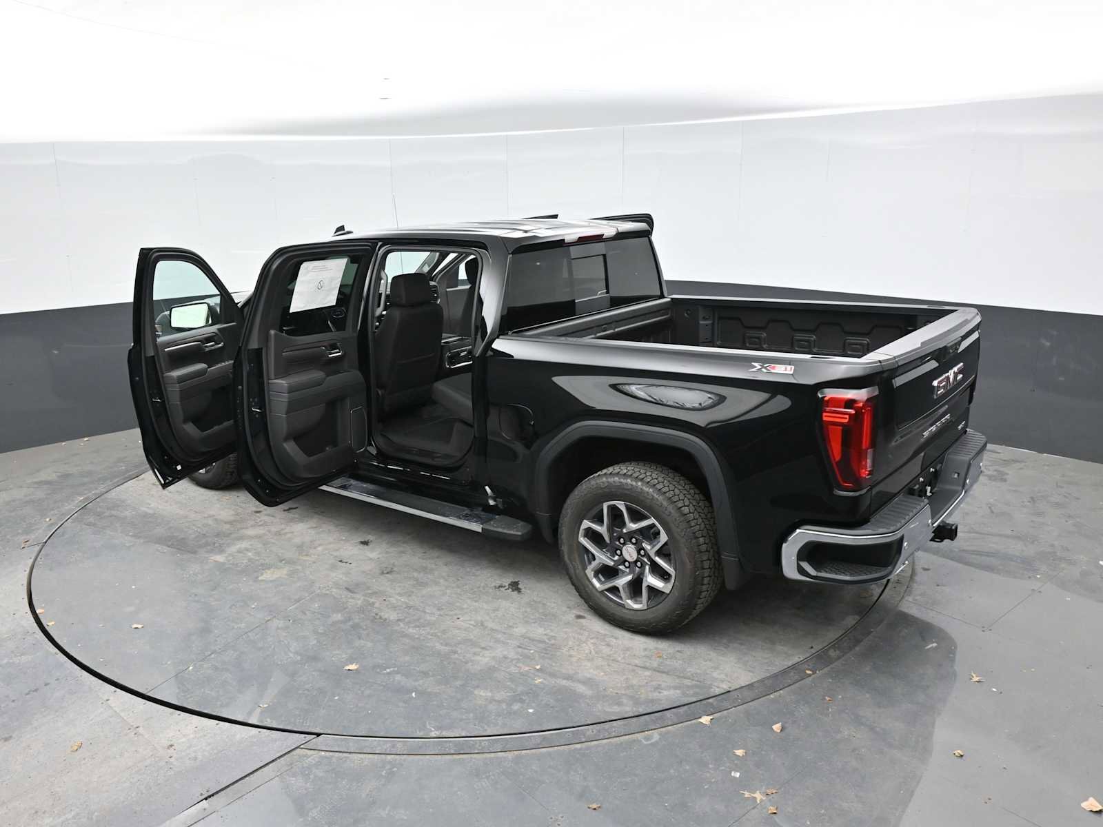 New 2026 GMC Sierra 1500 SLT w/ SLT Premium Package image 41
