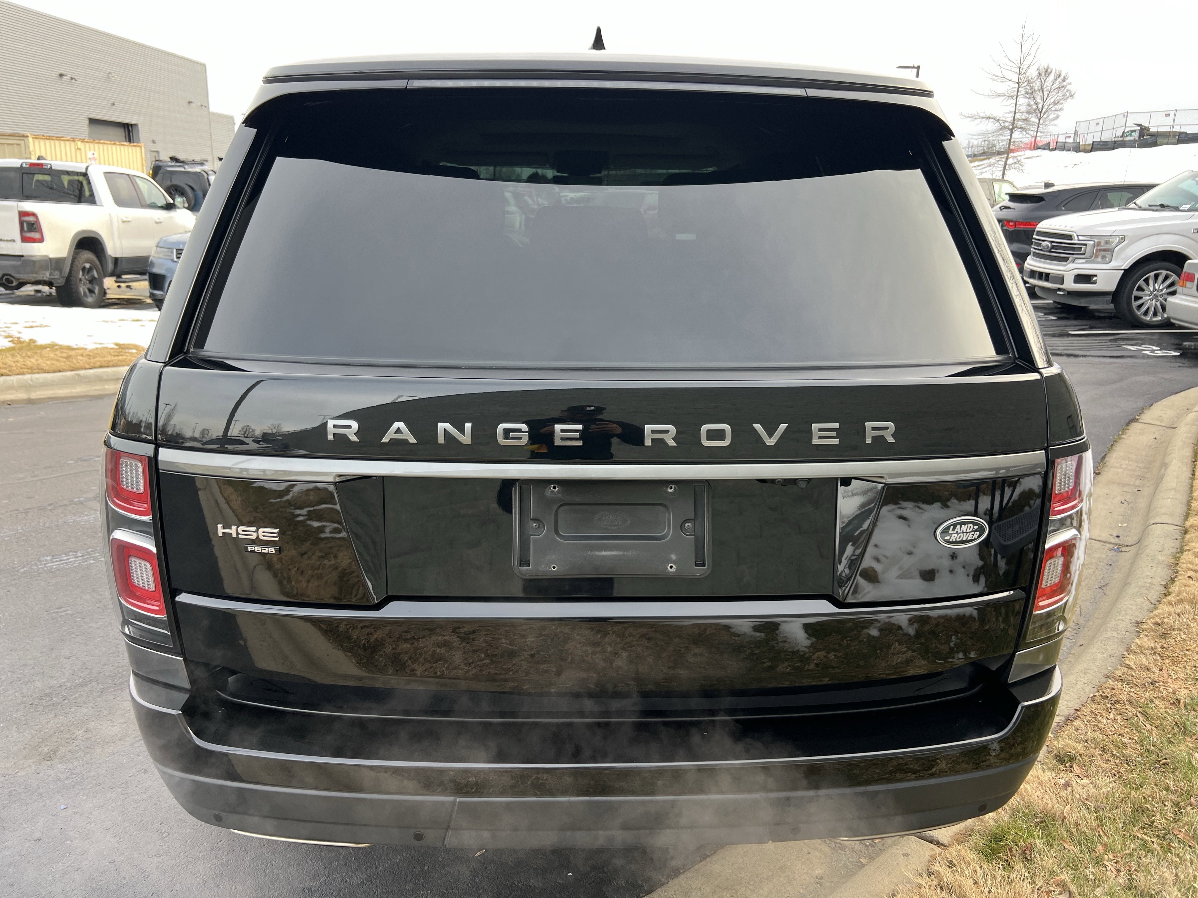 Used 2020 Land Rover Range Rover Long Wheelbase HSE image 6