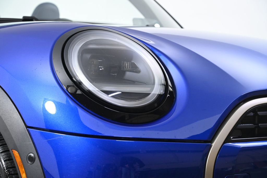 Certified 2025 MINI Cooper S image 5