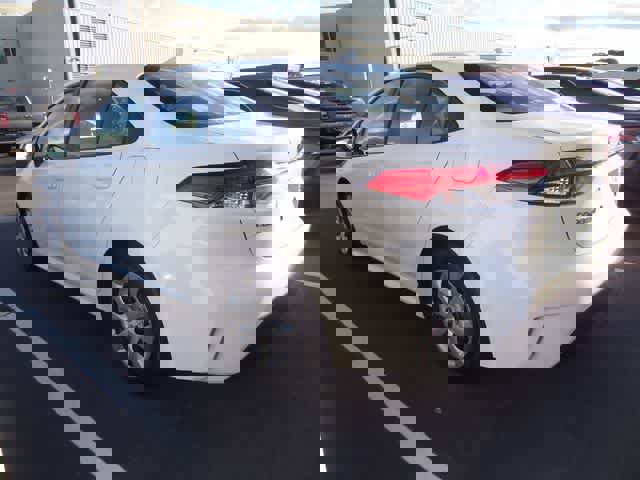 Used 2024 Toyota Corolla LE image 5