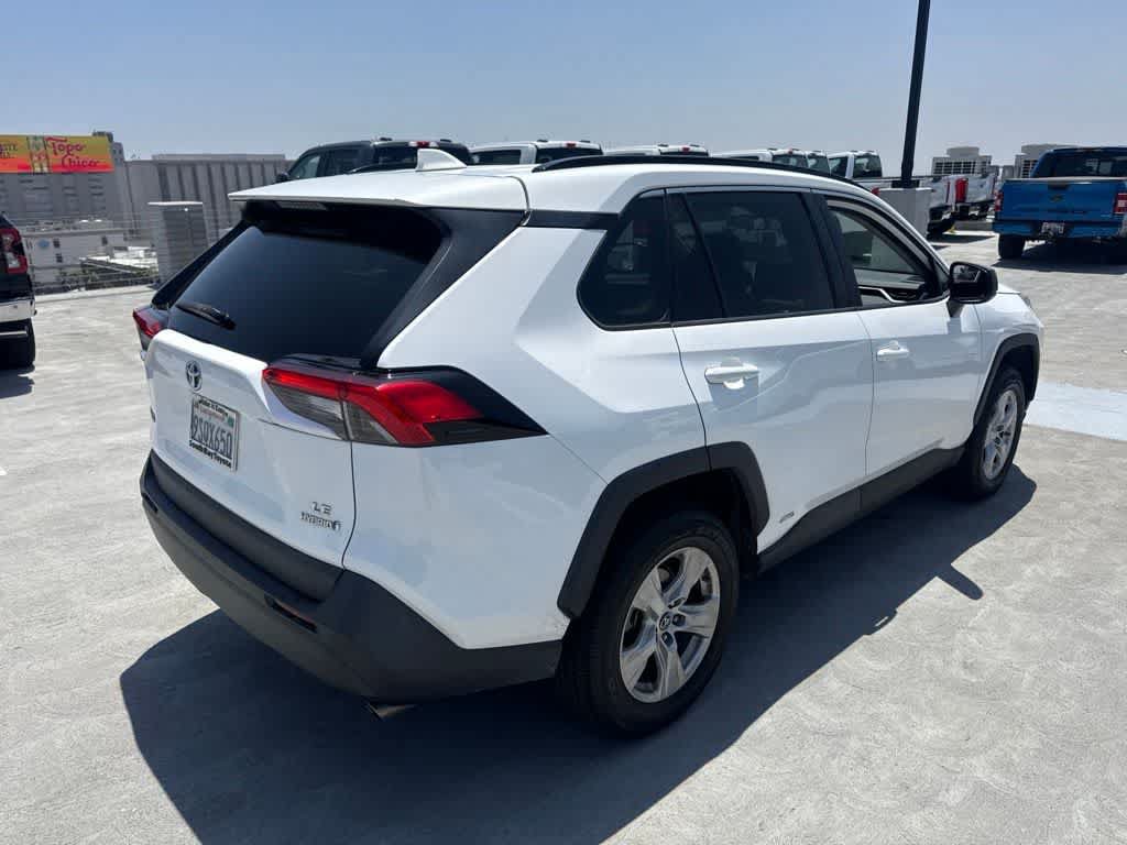 Used 2020 Toyota RAV4 LE w/ All Weather Liner Package AWD/4WD image 5