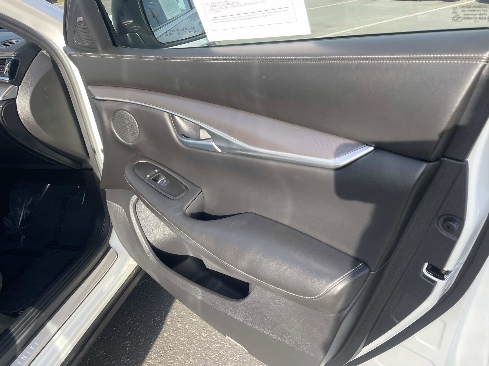 Used 2022 INFINITI QX50 Luxe w/ Appearance Package image 26