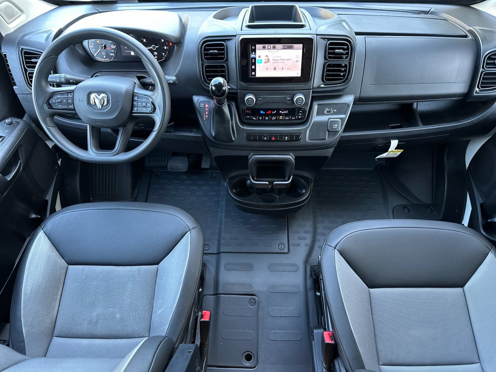 Used 2026 RAM ProMaster 2500 w/ Convenience Group FWD image 12