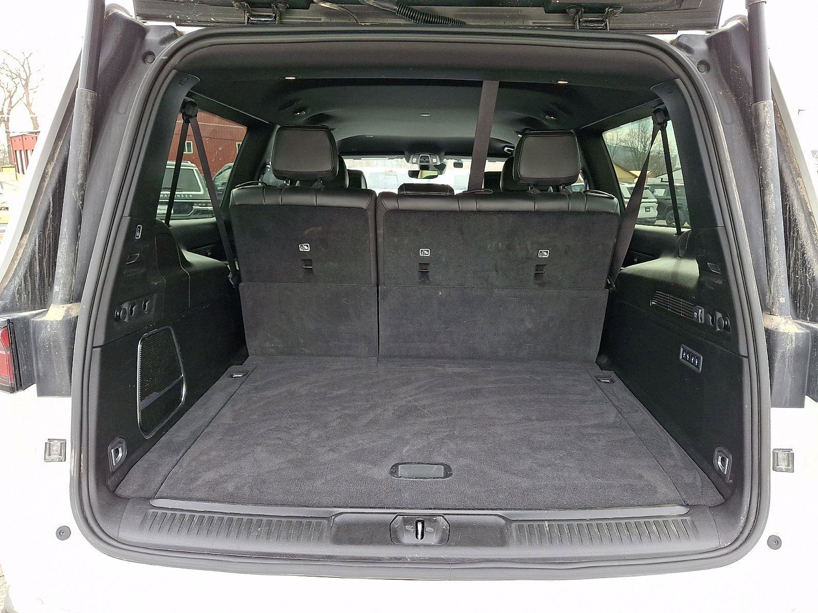 Certified 2025 Jeep Wagoneer L 4WD image 30