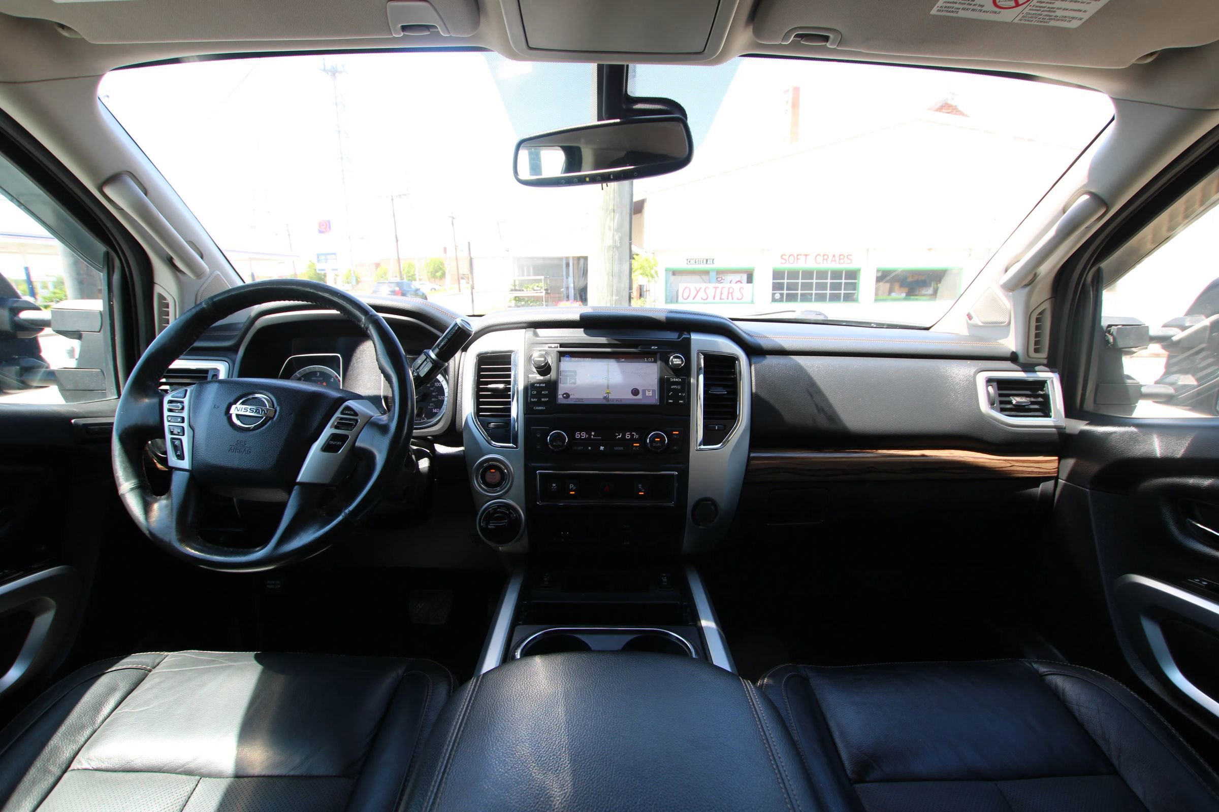 Used 2016 Nissan Titan SL AWD/4WD image 13