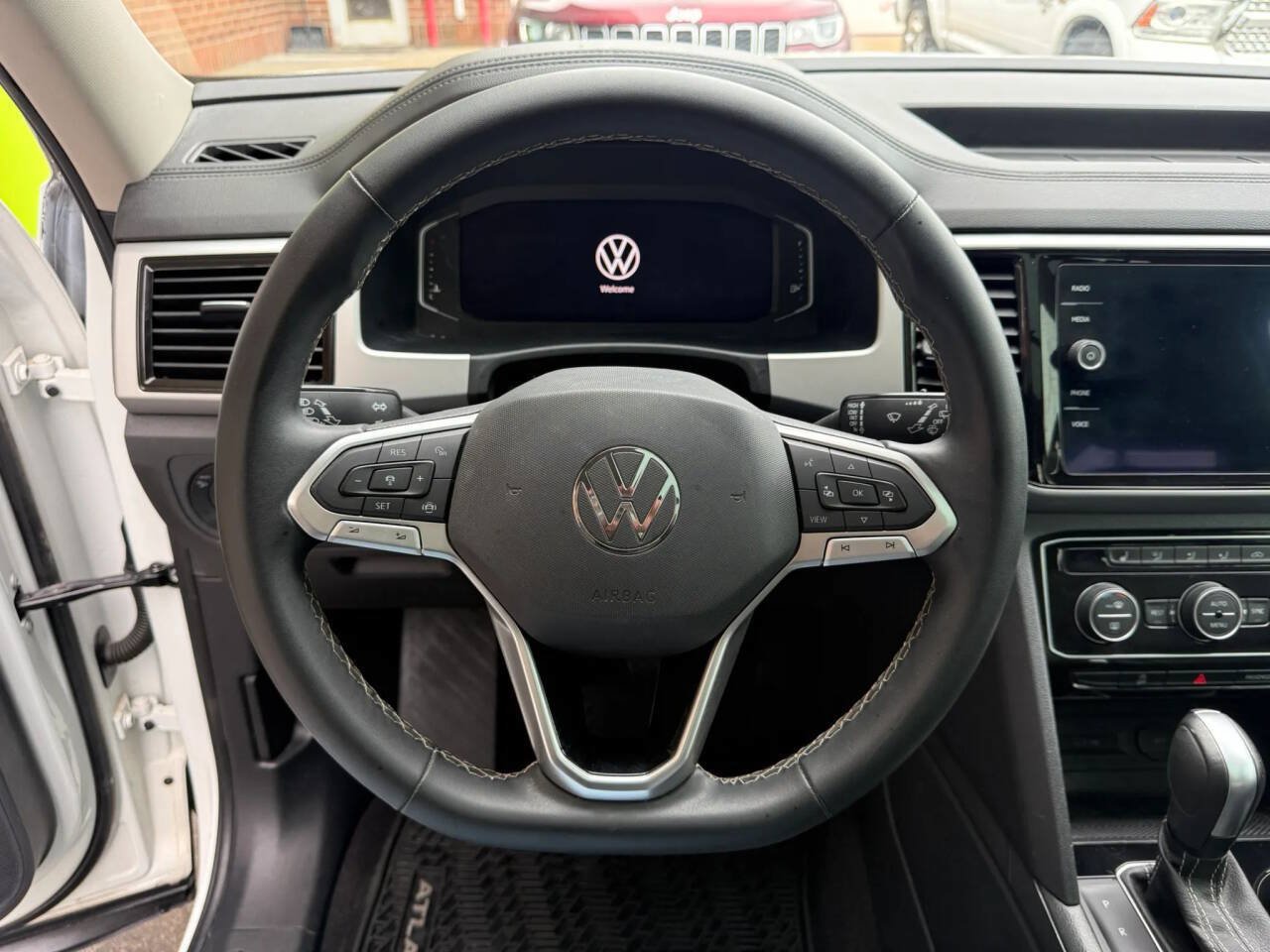 Used 2022 Volkswagen Atlas SE AWD/4WD image 19