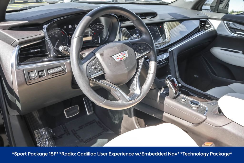 Used 2023 Cadillac XT6 Sport w/ Technology Package AWD/4WD image 5