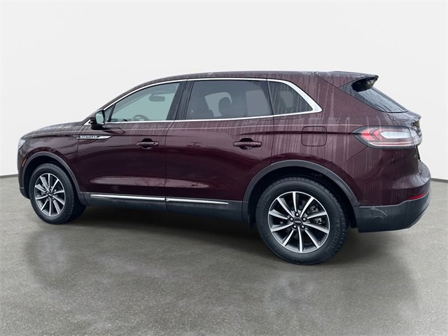 Used 2022 Lincoln Nautilus FWD image 3