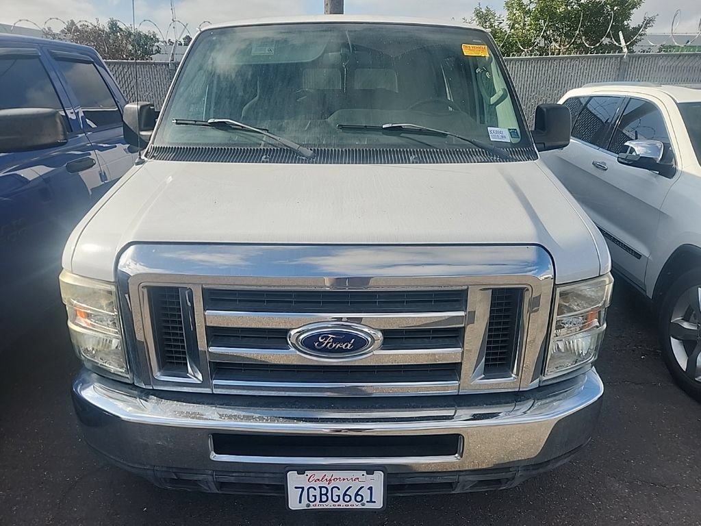 Used 2013 Ford E-350 and Econoline 350 XLT RWD image 2