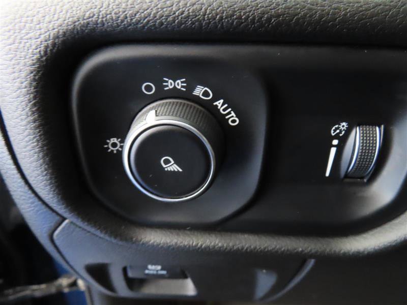 Used 2024 RAM 1500 Laramie image 17