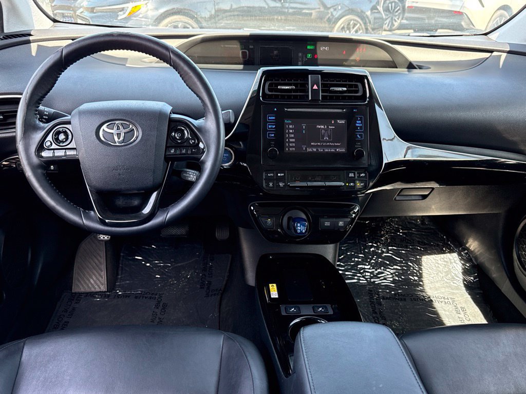 Used 2019 Toyota Prius XLE w/ Premium Convenience Package FWD image 32