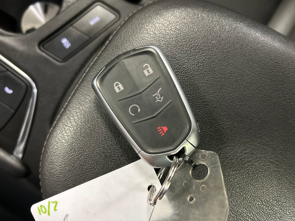 Used 2022 Cadillac XT5 Premium Luxury w/ LPO, Floor Liner Package image 22