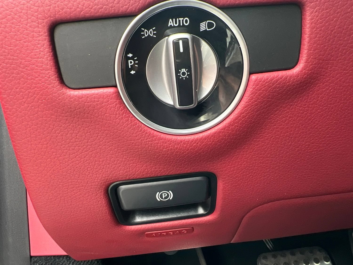 Used 2019 Mercedes-Benz SL 550 image 26