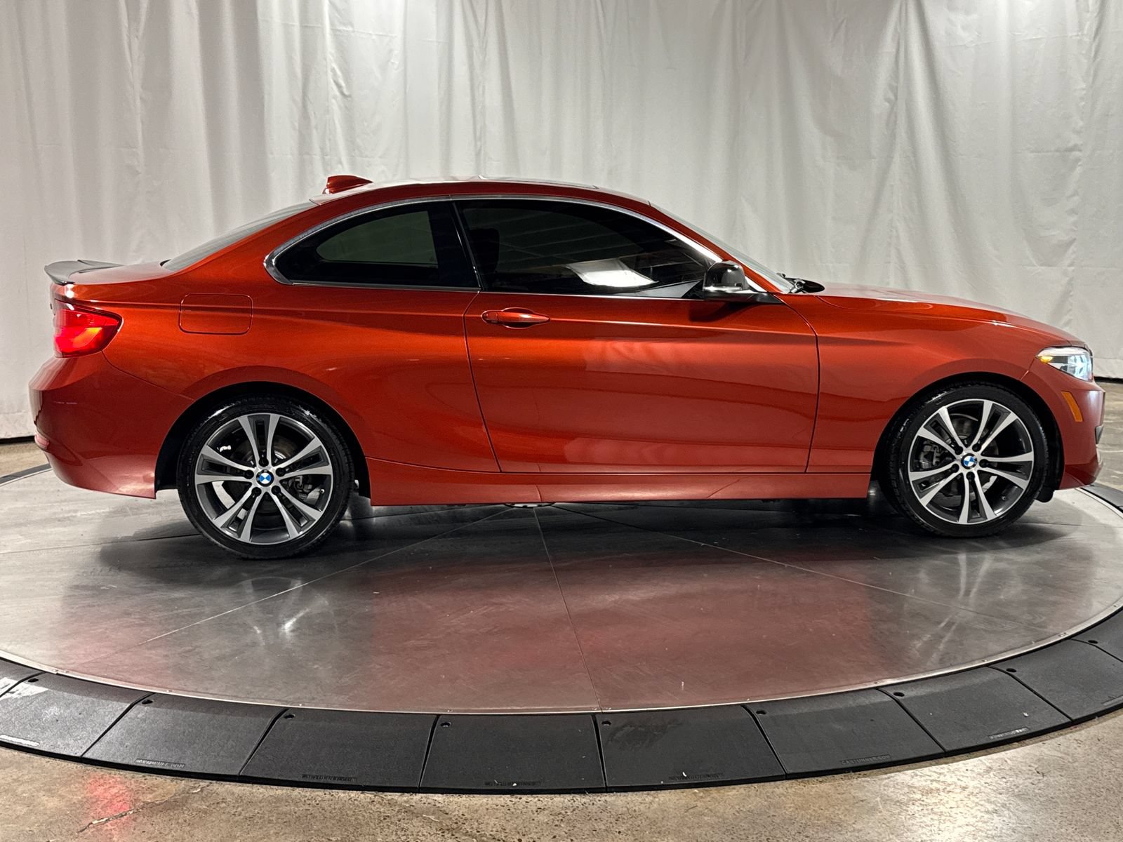 Used 2018 BMW 230i xDrive Coupe AWD/4WD image 6