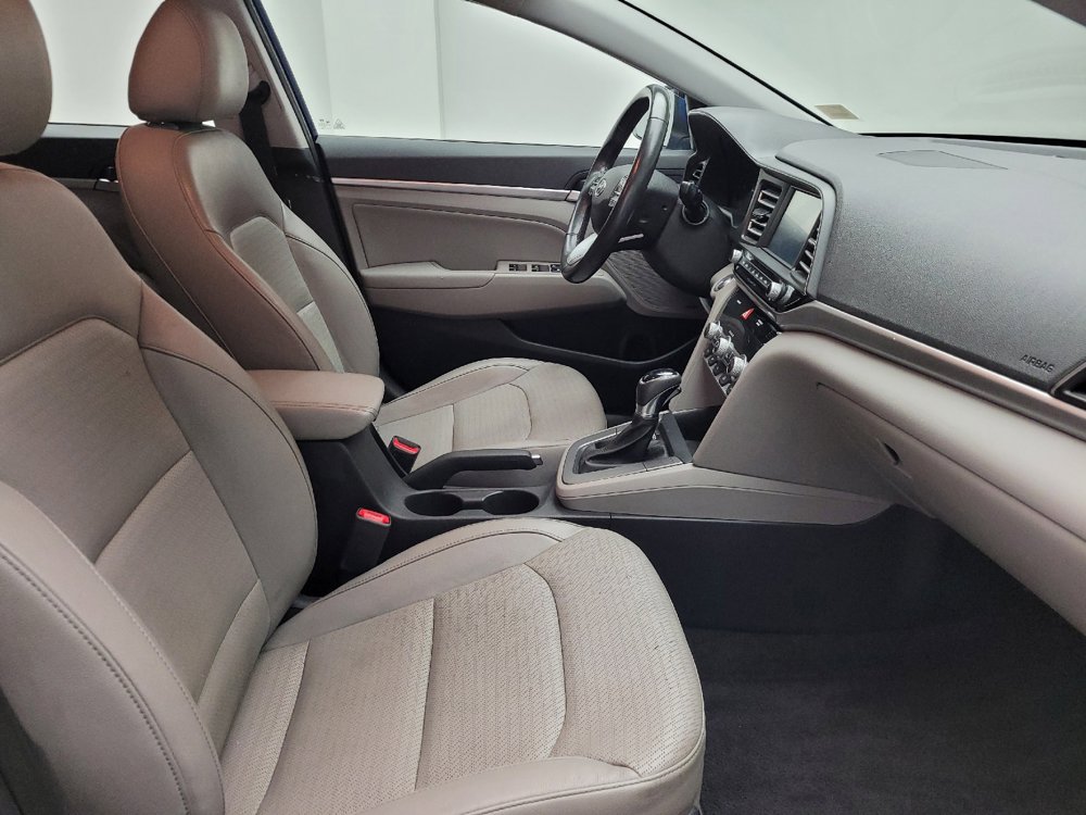 Used 2020 Hyundai Elantra Limited FWD image 21