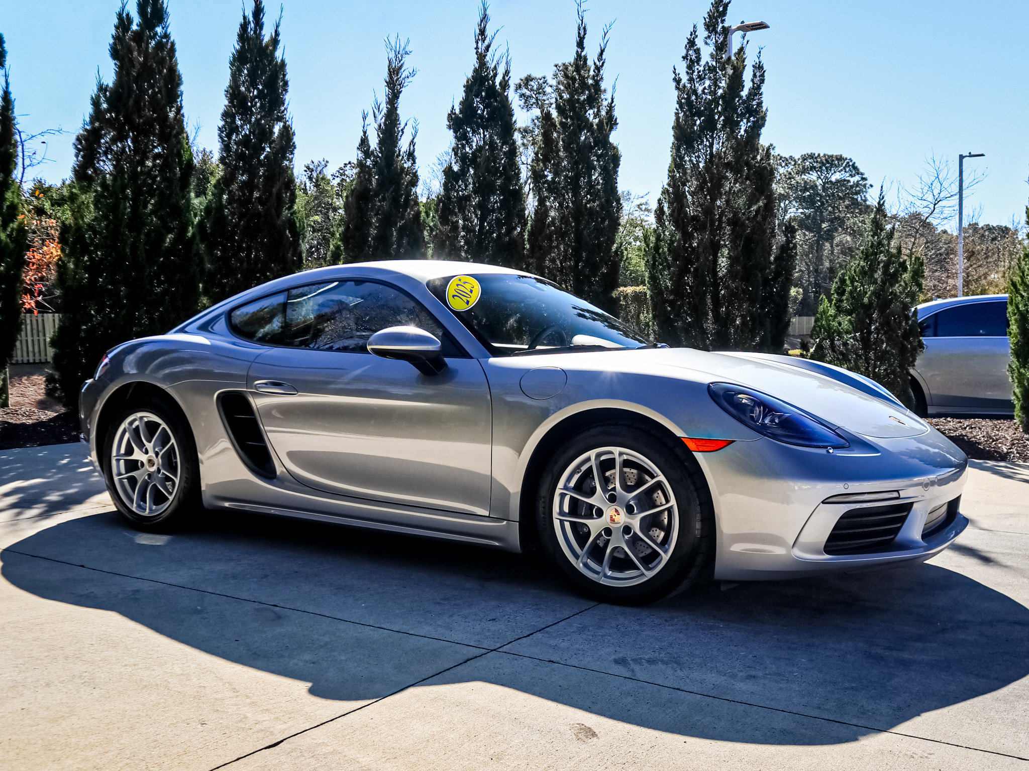 Used 2025 Porsche 718 Cayman image 11