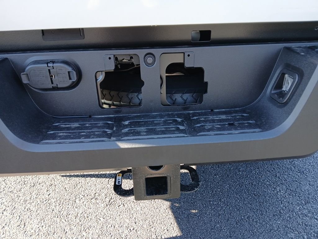 New 2025 Toyota Tacoma SR5 image 10