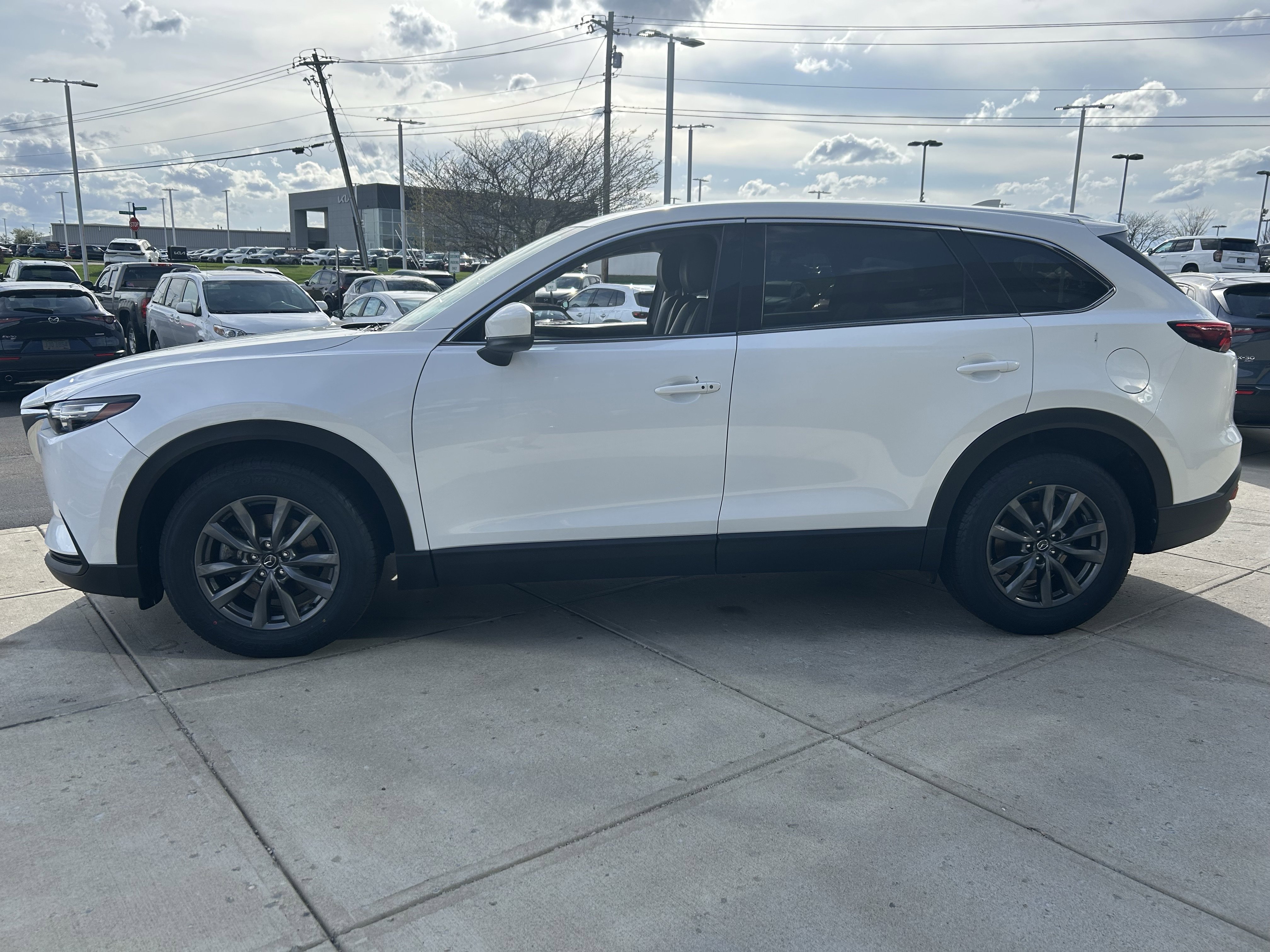 Certified 2022 MAZDA CX-9 Touring image 4