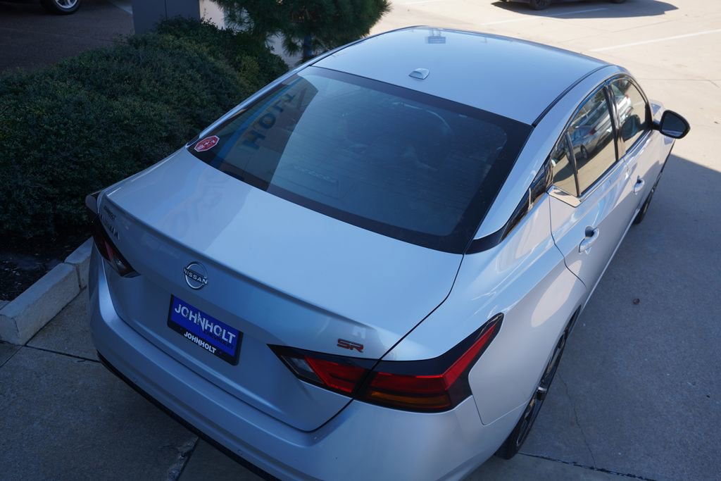 Used 2024 Nissan Altima 2.5 SR image 14